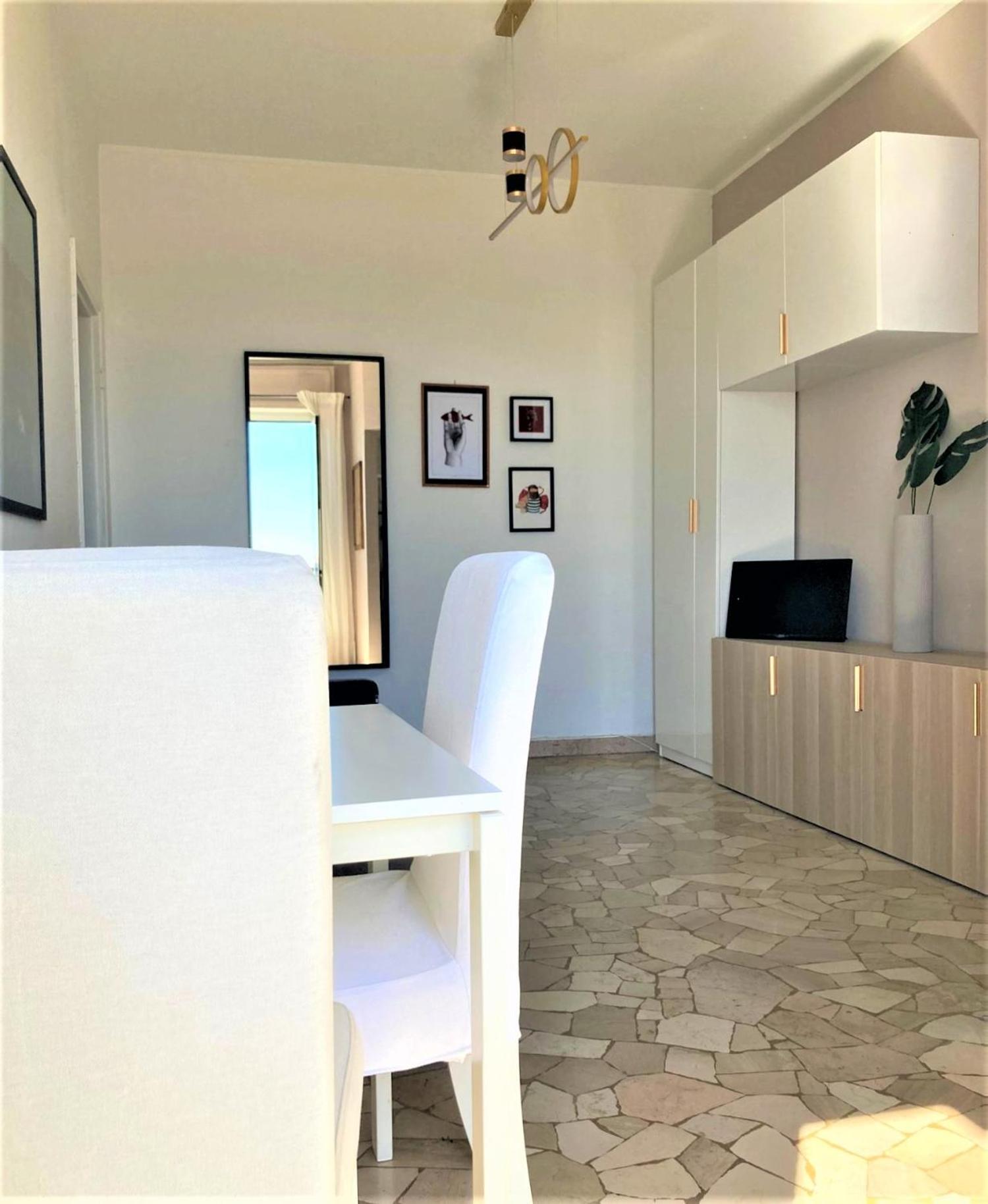 Appartement Bright Studio With Balcony - Visconti 14 Milan